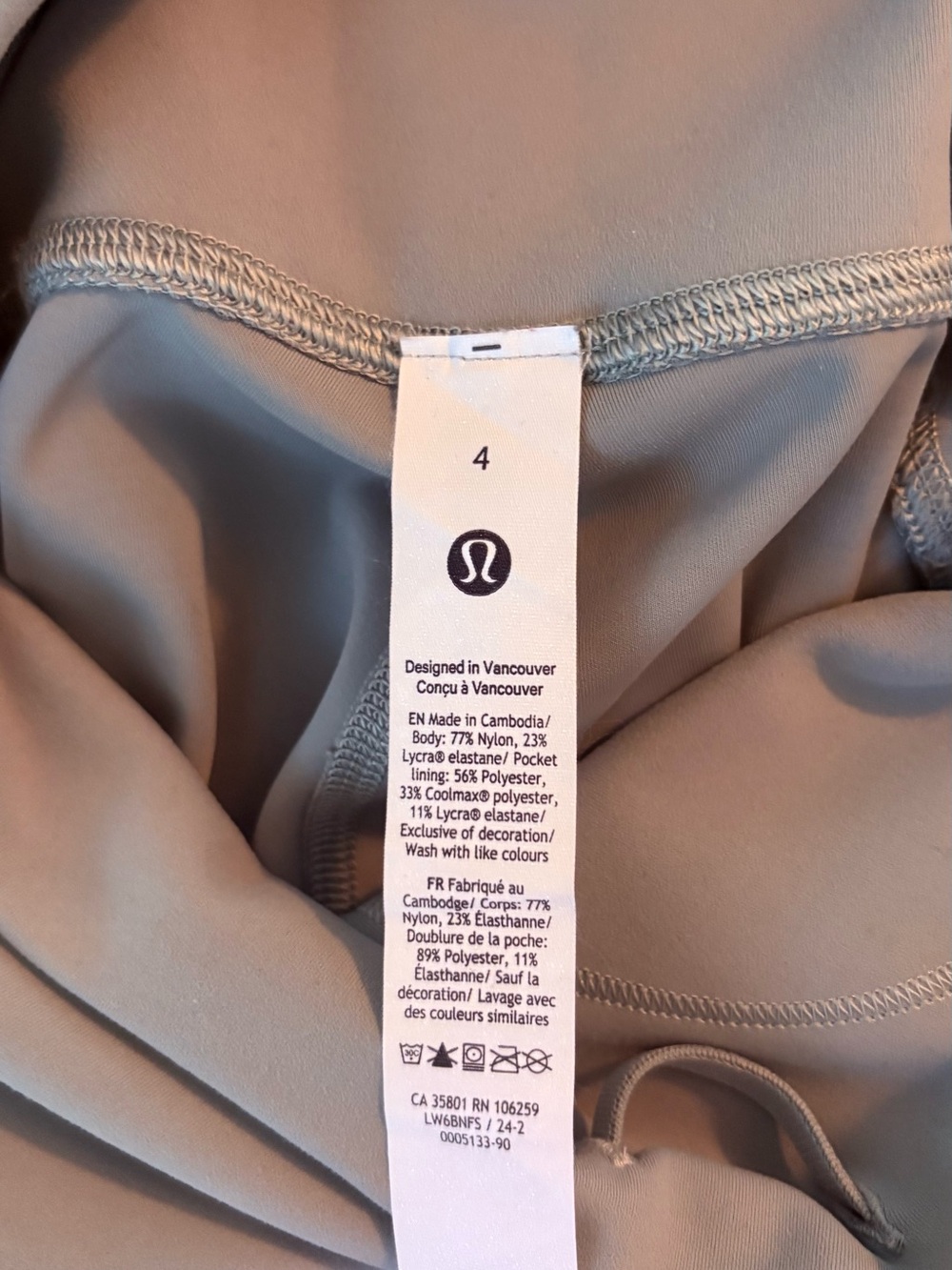Lululemon athletica Women's Green Leggings Size 4 Stretch Yoga